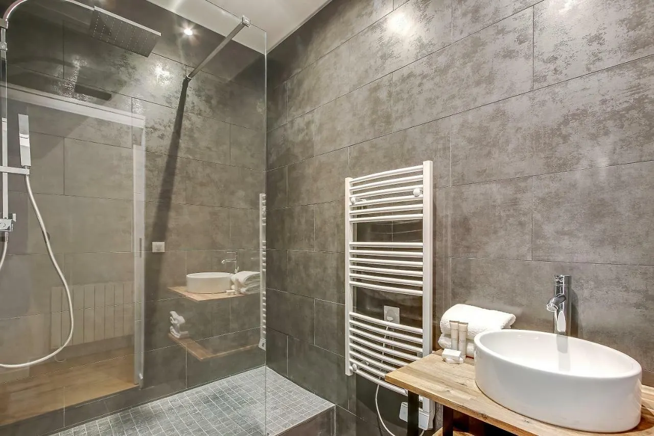 Pick A Flat'S Apartment In Saint Germain - Rue Vaneau Paris France