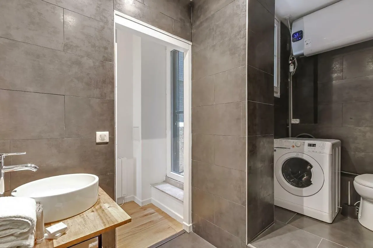 Pick A Flat'S Apartment In Saint Germain - Rue Vaneau Paris